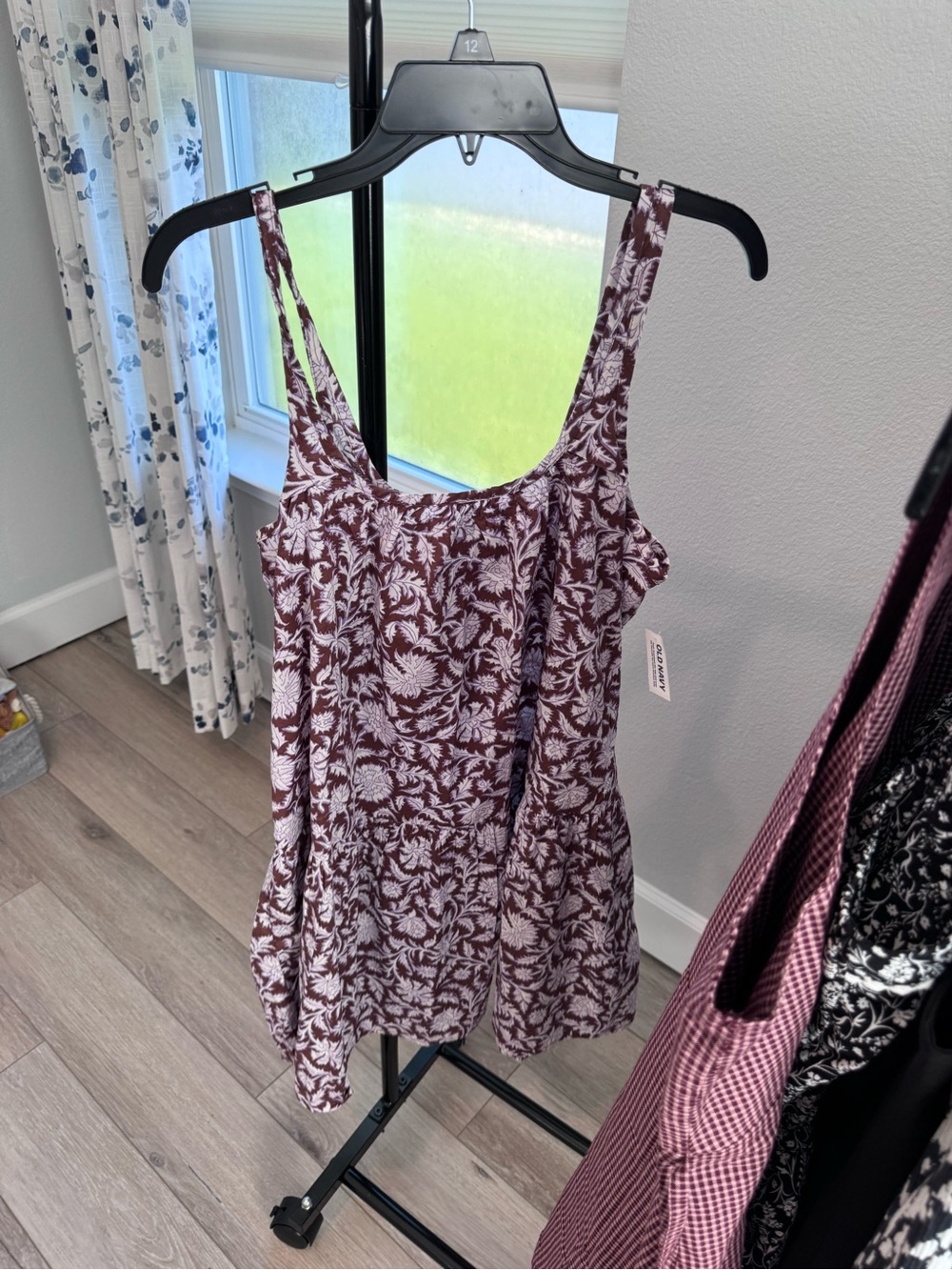 Old Navy Burgundy and White Floral Sleeveless Tank